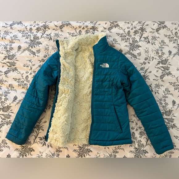 The North Face Girls Reversible Jacket Size Medium 10/12 Excellent Condition - Picture 2 of 7